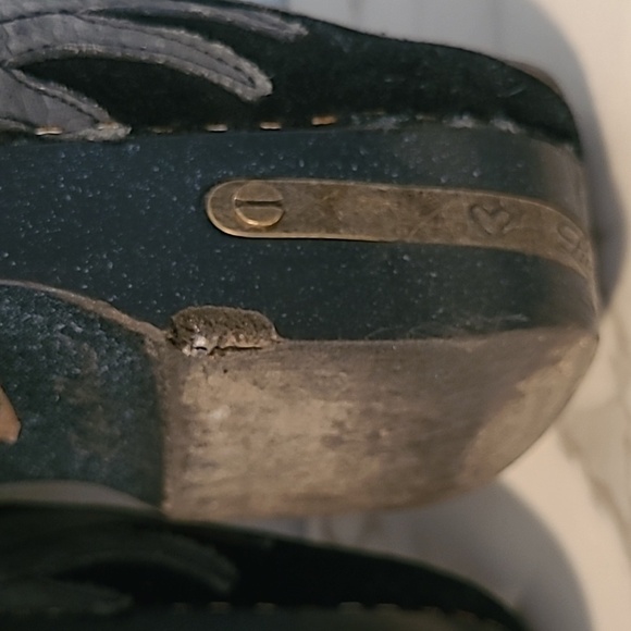 Lucky Brand Vintage Y2K Black Gray Leather Suede Mules Peace Wings Retro Wmns 7 - Picture 16 of 16